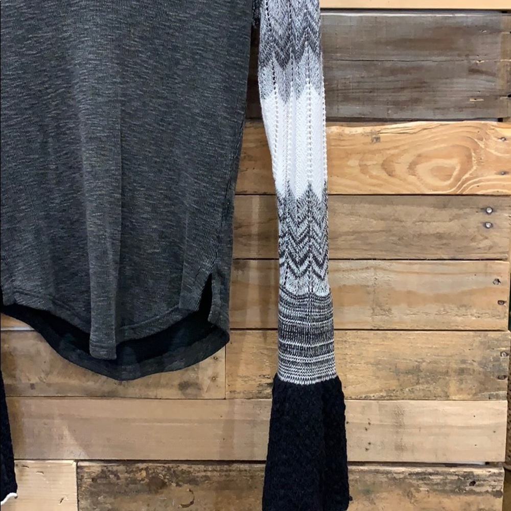 WE THE FREE - FREE PEOPLE Grey Thermal EUC Sz Med